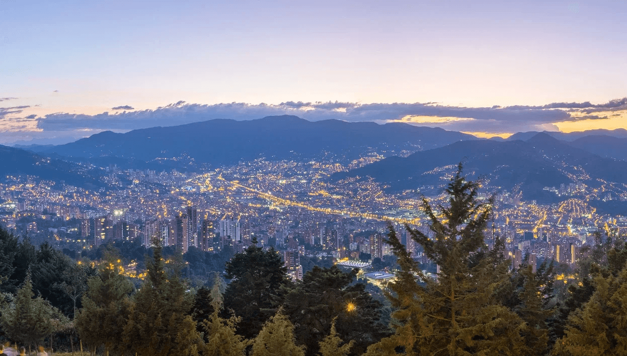 Medellín Skyline Tour